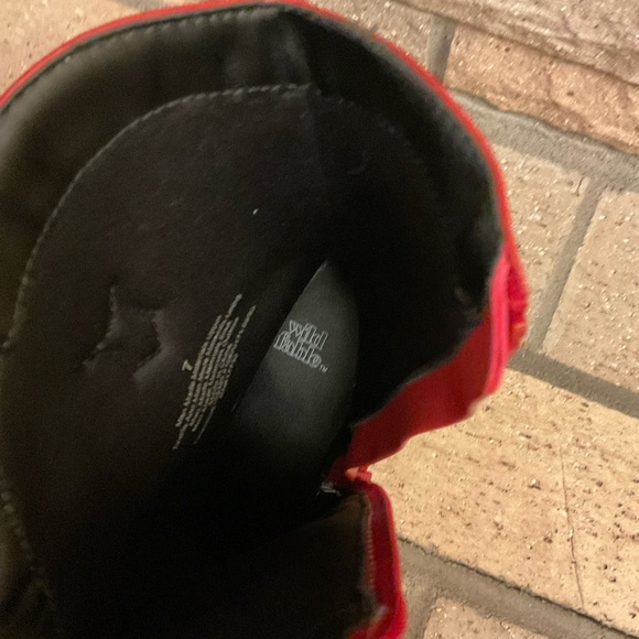 Red Cowboy Boots women’s size 7
Wild Fable Daytona Western - Picture 4 of 8